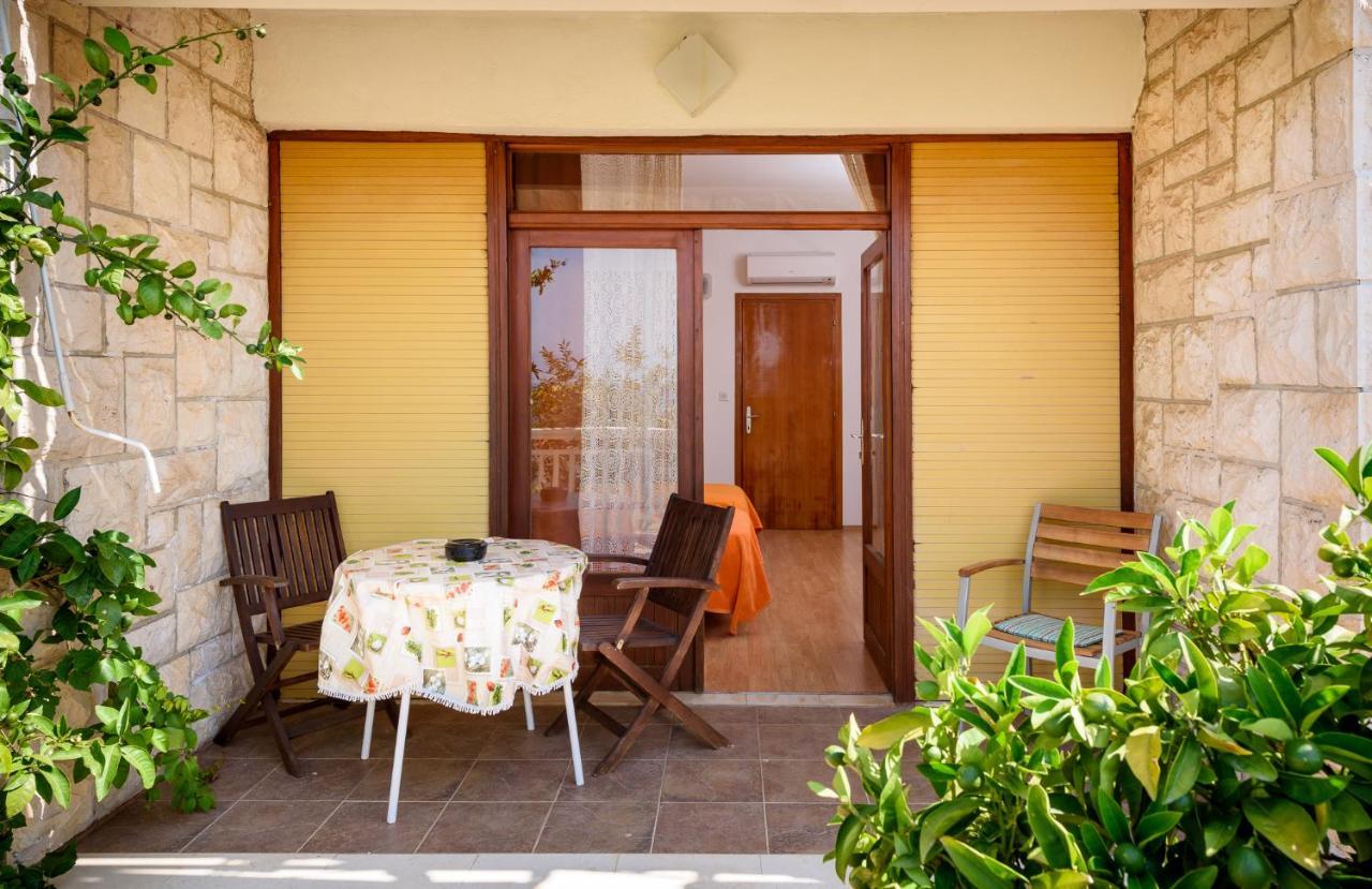 Guest house Fio's